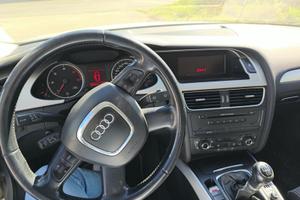 Audi A4 S-LINE