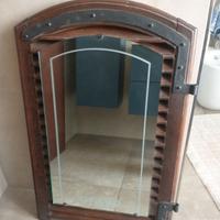 Specchio artigianale da parete in legno