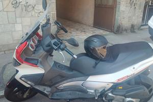 scooter Aprilia 