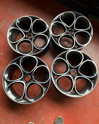 Cerchioni originali alfa romeo da20