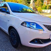 LANCIA Ypsilon 1.0 FireFly 5P Hybrid Ecochic Sil