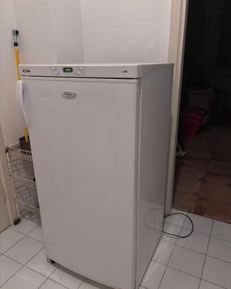 Congelatore Whirlpool AFG 7020