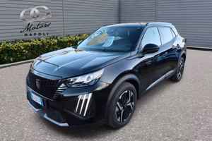 Peugeot New 2008 1.2cc Benzina 100cv S&S ALLURE