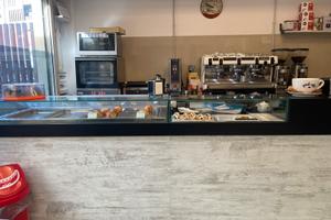 Attività di Caffetteria e negozio