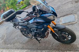 Yamaha tracer 900