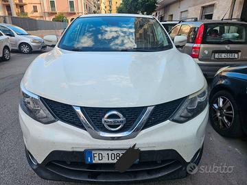 Qashqai 1.5 diesel 2016 acenta con safety pack