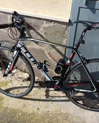 Bici da corsa Cube