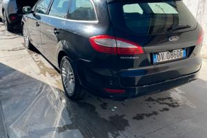 Ford mondeo