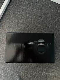 Sony Alpha 7 IV - FE 28-70mm F3.5-5.6 OSS