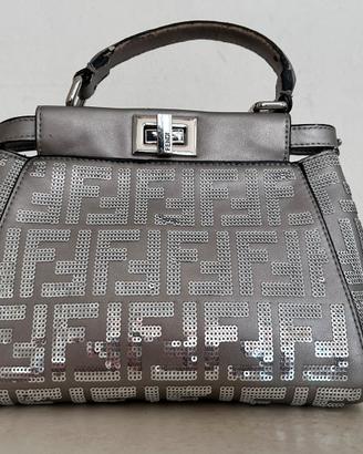 Borsa fendi peekaboo argento borsetta argentata