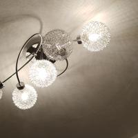 Lampadario nuovo molto bello design