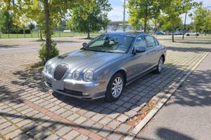 JAGUAR S-TYPE 2.5 BENZINA