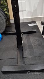 Rack pesistica con barra trazioni 