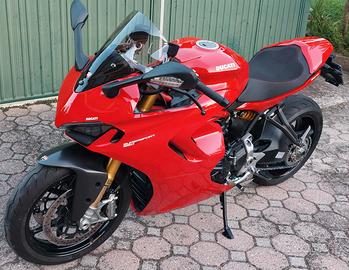 ducati supersport 