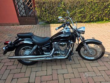 Yamaha XVS 250 Drag Star