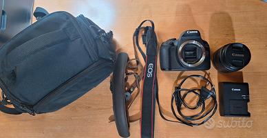 Canon EOS 2000d + obiettivo 18-55 mm + accessori