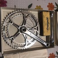 Guarnitura CAMPAGNOLO STRADA + Movimento centrale