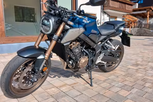 Honda CB650 R depotenziata a 35KW/ Patente A