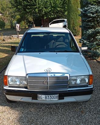 Mercedes 190