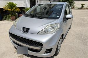 Peugeot 107 1.0 2010 3P 70cv
