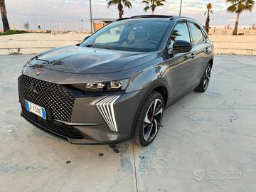 DS 7 Crossback con tetto apribile BlueHDi 130 aut.