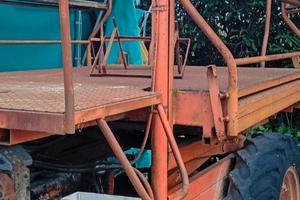 Carro per raccolta /potatura frutteto