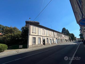 UFFICIO A CARATE BRIANZA