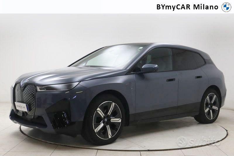 BMW iX (i20)