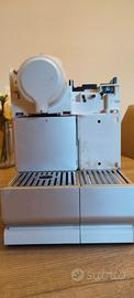 Nespresso DeLonghi Lattissima touch EN550