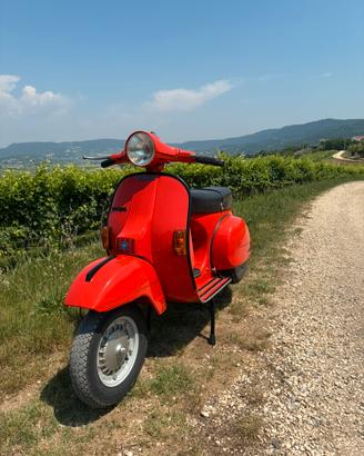 Vespa p200e