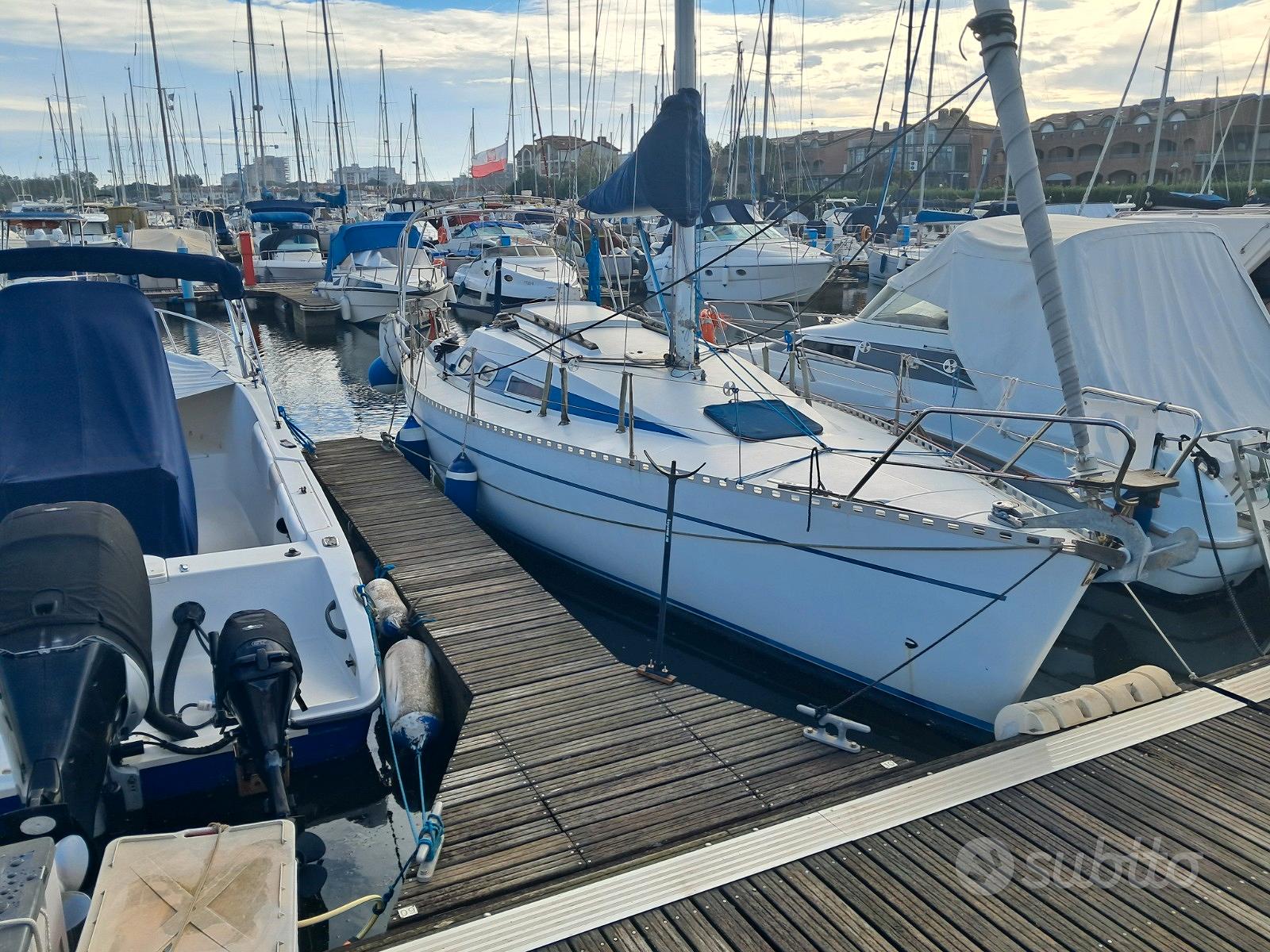 CAPRI 30 (CHRIS-CRAFT) — View photo 1