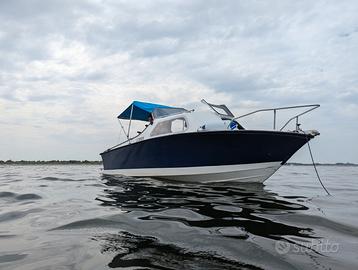 Pilotina Cranchi Italcabin ristrutturata