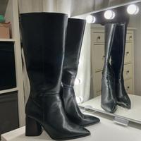 stivali fino al ginocchio