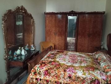 Stanza da letto stile cantù anni 50