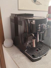Macchina caffè Magnifica S DeLonghi