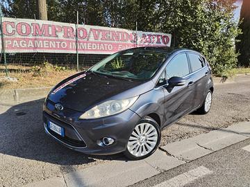 Ford Fiesta 1.2 82 CV 5 porte Titanium 80000KM 5/2