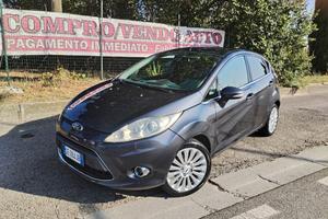 Ford Fiesta 1.2 82 CV 5 porte Titanium 80000KM 5/2