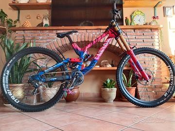 Canyon sender 2019 Carbon Fox kashima