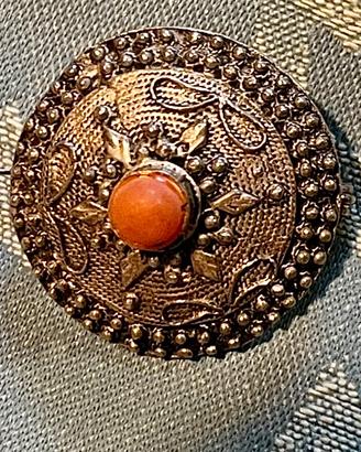 Vecchio bottone Sardo spilla