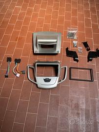 Kit di adattamento Ford Fiesta autoradio 2 Din