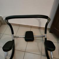 Attrezzo Trainer per addominali