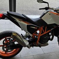 KTM 690 Duke naked