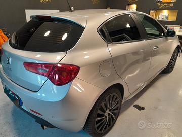 Pellicole Oscuramento vetri 