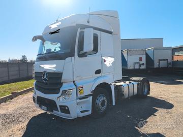Mercedes actros 1845