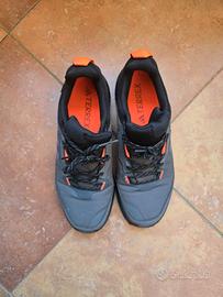 scarpe trekking Adidas terrex AX4 goretex 42