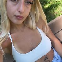 Barista, cassiera, baby sitter/animali in generale