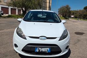ford fiesta 1.4 disel anno 2010 auto perfetto 
