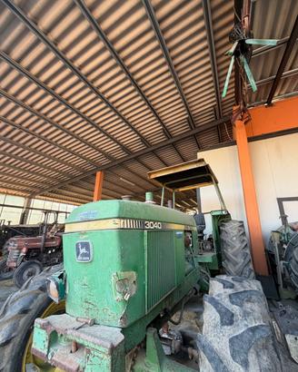 Trattore John deere 3040