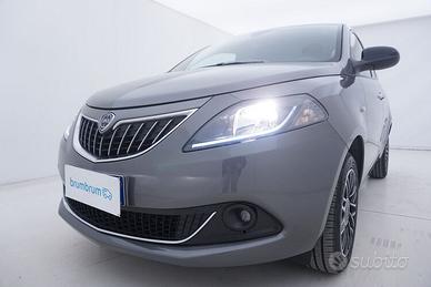 Lancia Ypsilon Hybrid Platino BR657712 1.0 Mild Hy