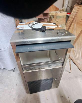 Brema produttore di ghiaccio (ice maker )